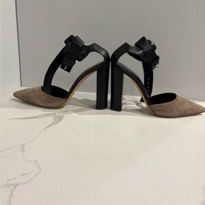 Kenneth Cole Black and Gray Heels